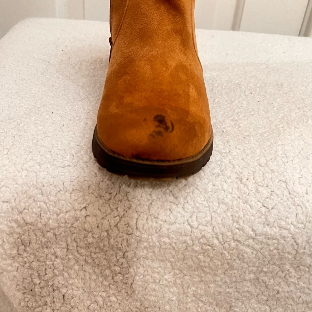 Stylish Tan Ankle Booties - Picture 5 of 6